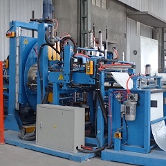 Automatic plastic pipe bundle making and bagging machine