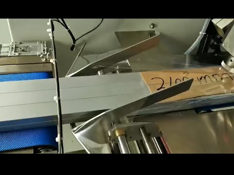 Automatic bagging machine for guide rail -- rail packing machine