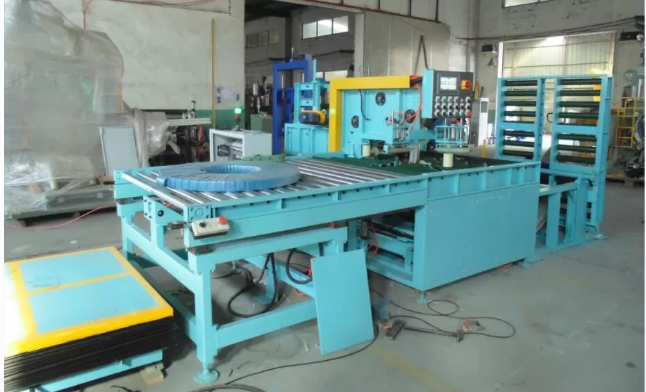coil wrapping machine
