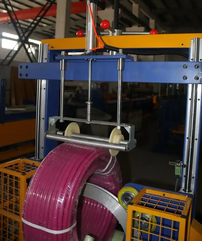 Machine d'emballage de bobines de tuyaux légers FPS-300H-fabricant