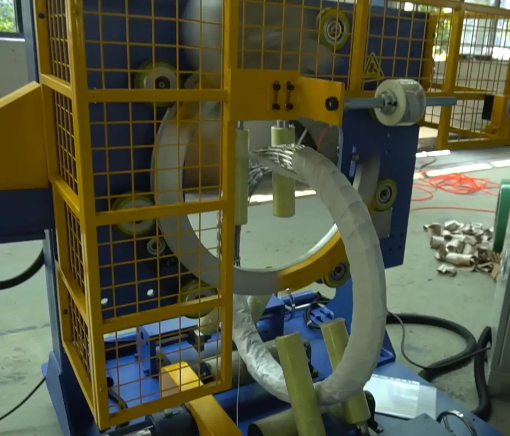 razor wire wrapping machine, razor wire packing machine2