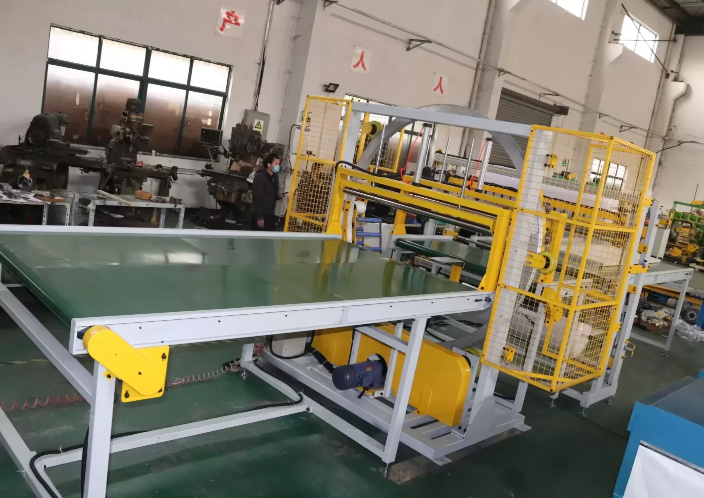 horizontal oribital bubble film wrapper
