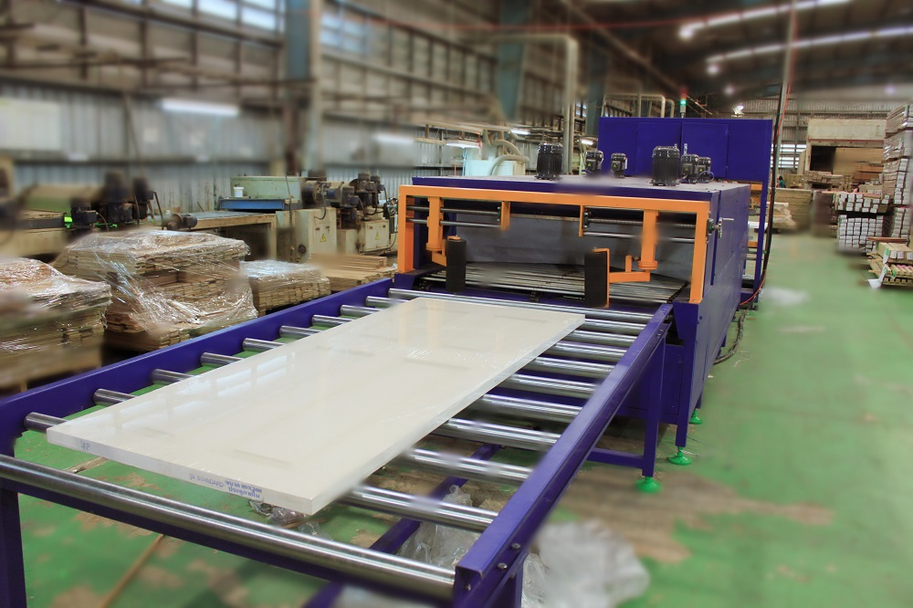economic type door shrink packing machin4