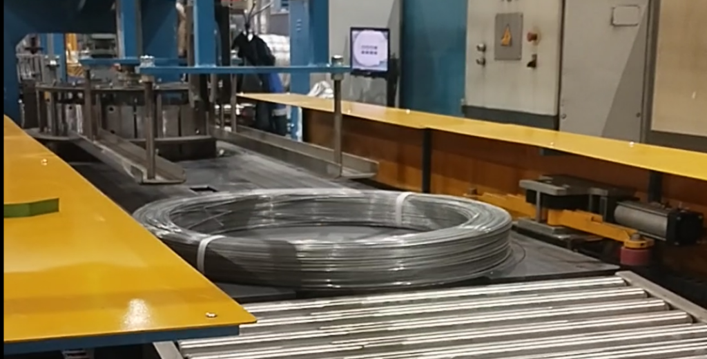steel wire strapping machine 2.jpg