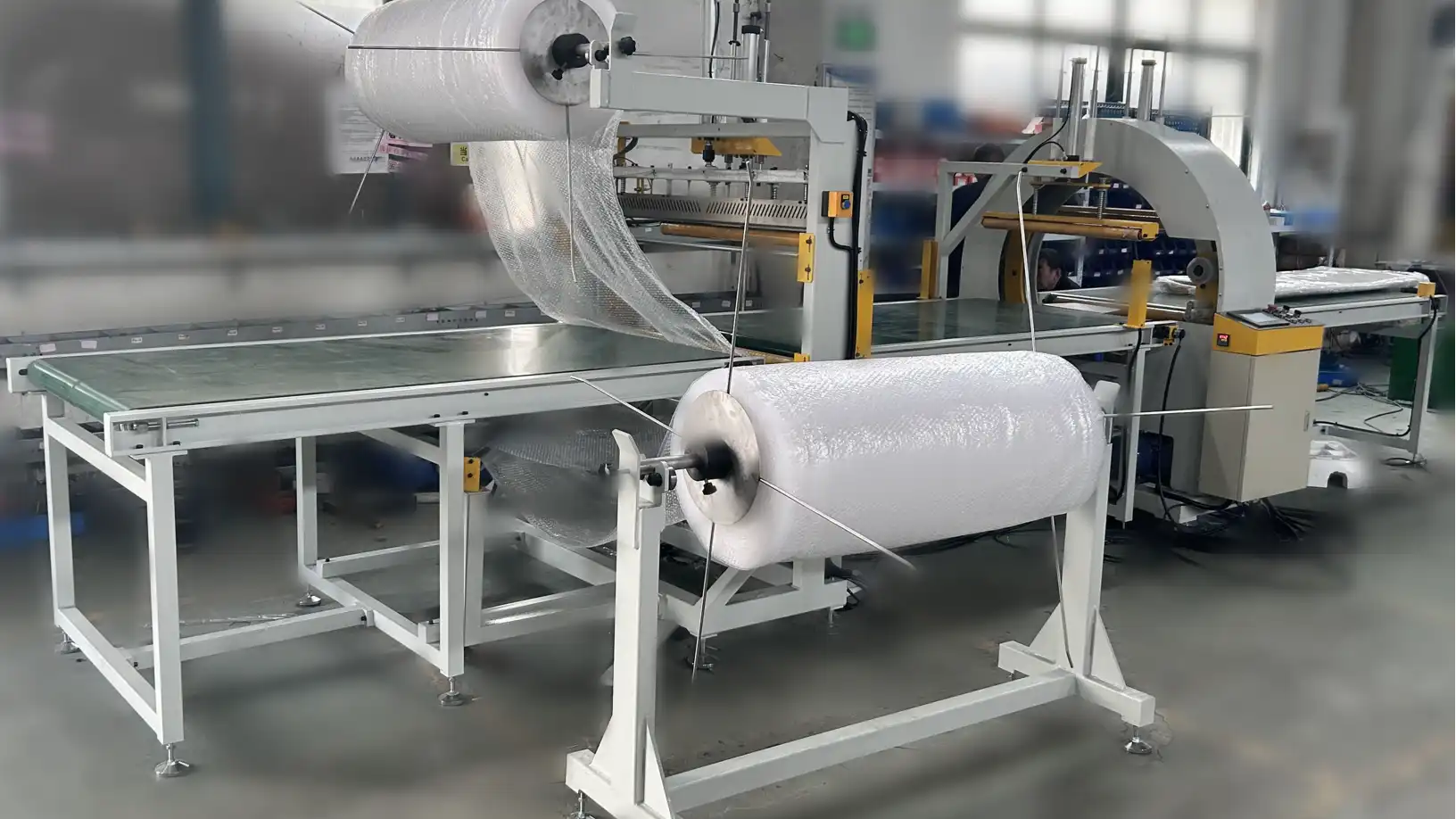 Door and Radiator Bubble Film Packing Machines | ShowCase-1
