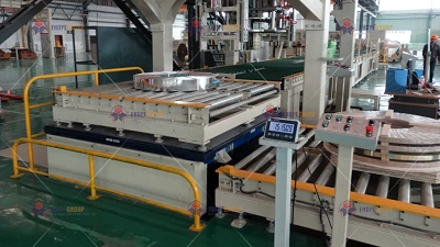 Weighing & Strapping Station