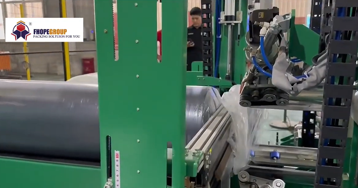 Automatic Roll Bag Packing System - Detail 2