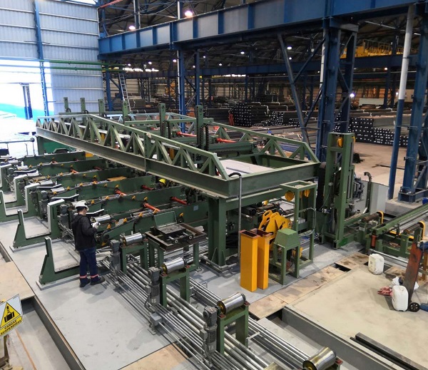 Automatic steel pipe bundle strapping packing line