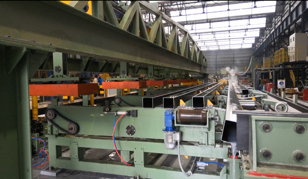 Automatic packing line | for steel tube bundle and profile-manufacturer