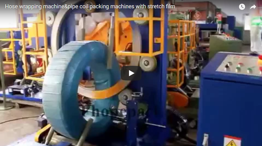 Machine d'emballage de tuyaux et machines d'emballage de bobines de tuyaux avec film étirable