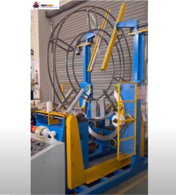 machine d'emballage étirable verticale pour bobines de grande taille