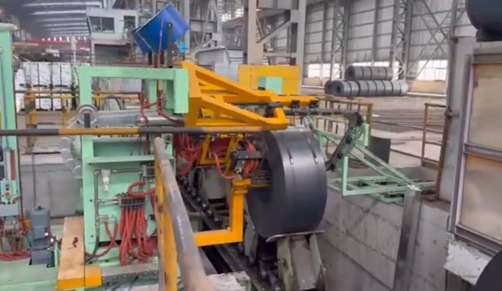 coil raidial strapping