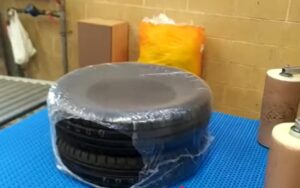 tyre shrink packing machine
