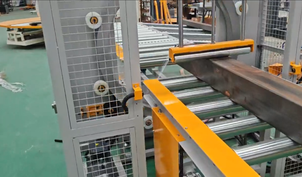 horizontal stretch wrapping machine for narrow object with roller conveyor