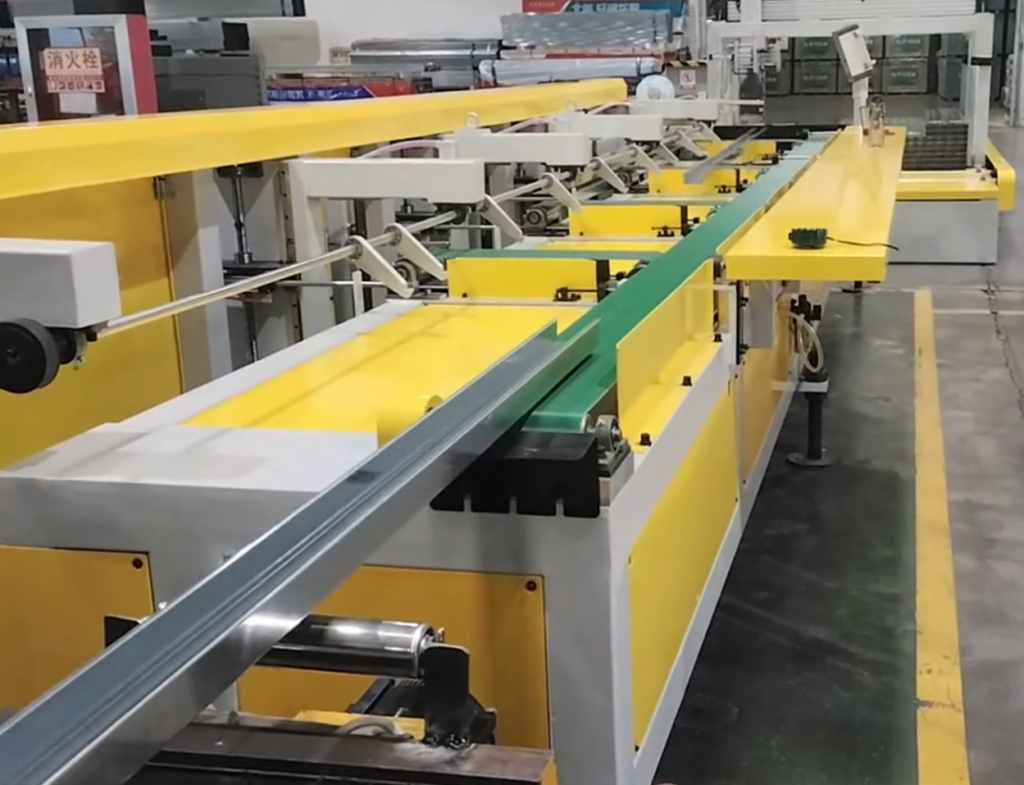 Automatic Light Gauge Steel Bundling & Wrapping Packing Line Automatic Light Gauge Steel Bundling & Wrapping Packing Line